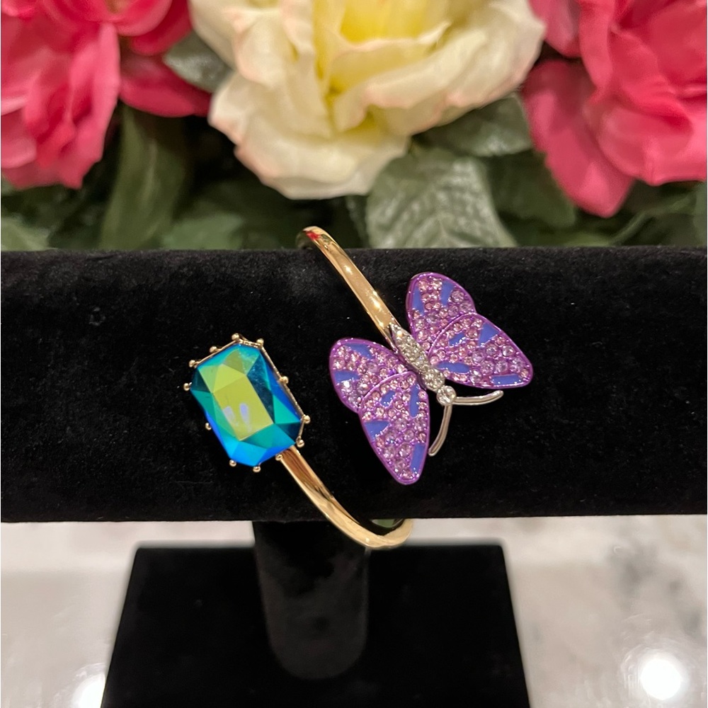 Betsey Johnson Butterfly & Crystal Gold Tone Hinged Bangle Bracelet
